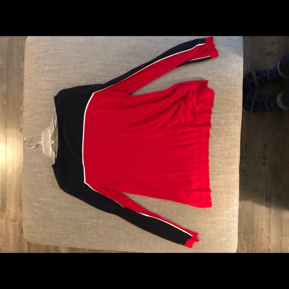 Tommy Hilfiger Women’s Sweater - Picture 4 of 4